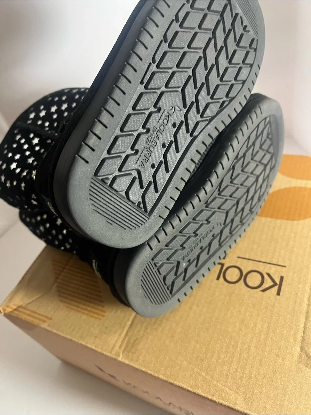 Koolaburra by UGG boots size 8 good condition